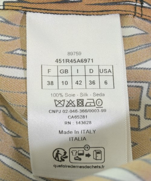 Christian Dior เดรสที่เป็นเสื้อเชิ้ตตัวยาว