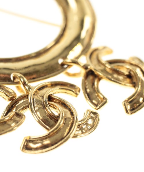 CHANEL เข็มกลัด/ดอกไม้ติดเสื้อ