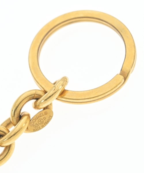 CHANEL เครื่องประดับบนกระเป๋า