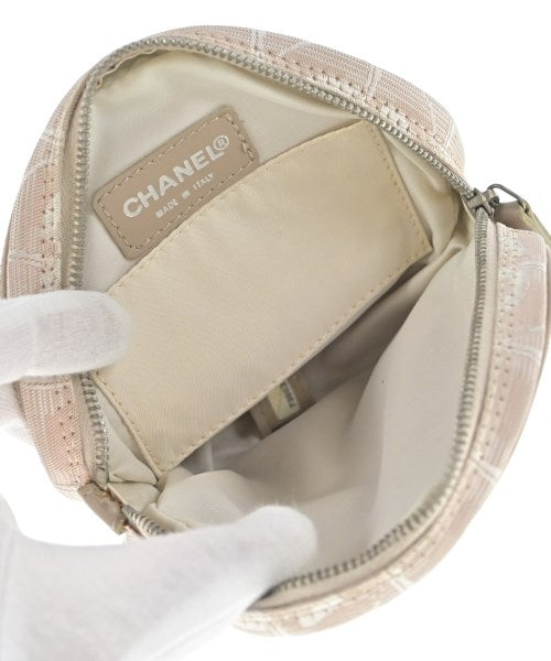 CHANEL กระเป๋า