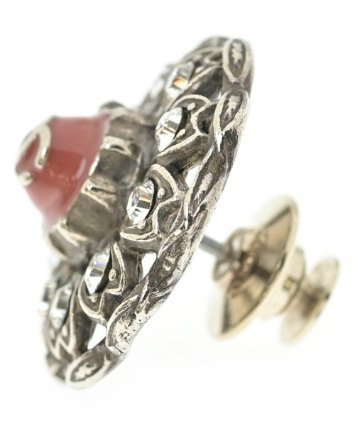 CHANEL เข็มกลัด/ดอกไม้ติดเสื้อ