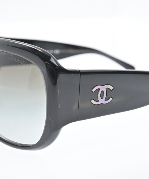 CHANEL แว่นกันแดด