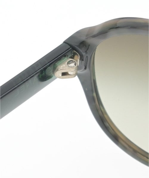 CHANEL แว่นกันแดด