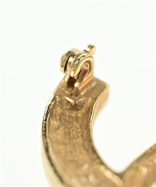 CHANEL เข็มกลัด/ดอกไม้ติดเสื้อ