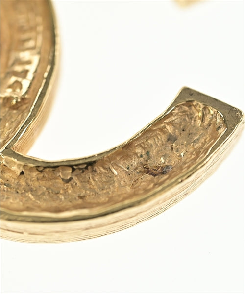 CHANEL เข็มกลัด/ดอกไม้ติดเสื้อ