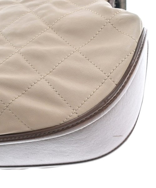 CHANEL กระเป๋าถือ