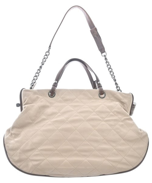 CHANEL กระเป๋าถือ