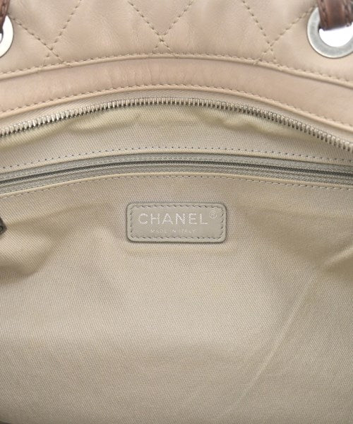 CHANEL กระเป๋าถือ