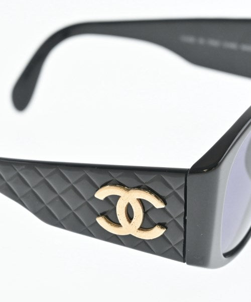 CHANEL แว่นกันแดด