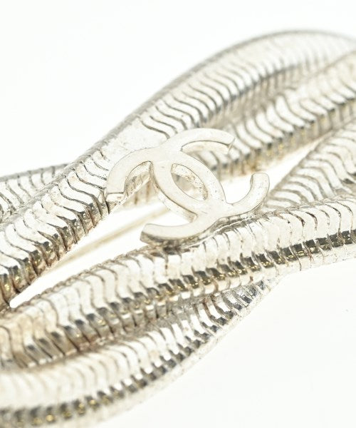 CHANEL เข็มกลัด/ดอกไม้ติดเสื้อ