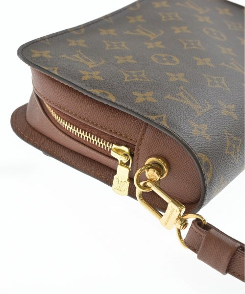 LOUIS VUITTON คลัตช์