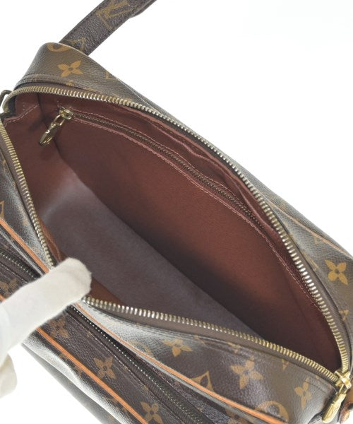 LOUIS VUITTON กระเป๋าสะพาย