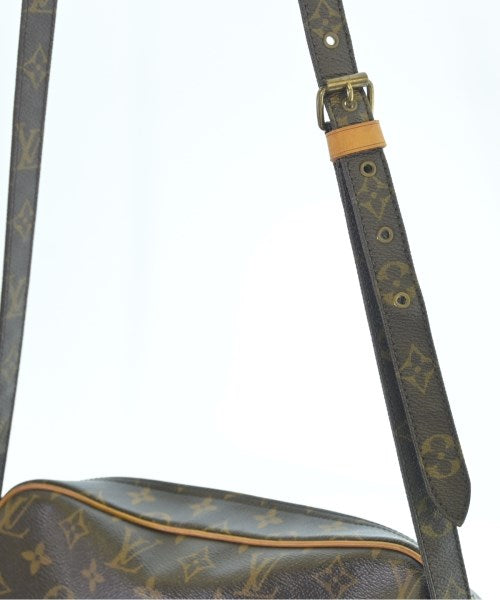 LOUIS VUITTON กระเป๋าสะพาย
