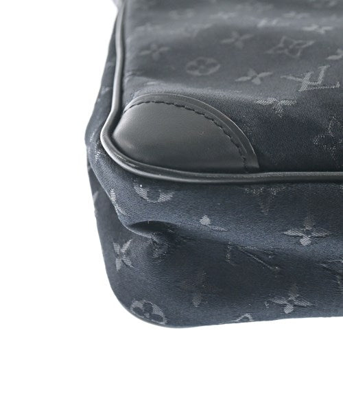 LOUIS VUITTON กระเป๋าถือ