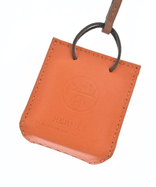 HERMES เครื่องประดับบนกระเป๋า