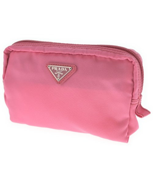 PRADA กระเป๋า