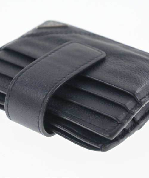 PRADA กล่องใส่บัตร