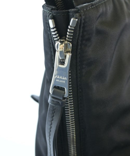PRADA กระเป๋าถือขนาดใหญ่