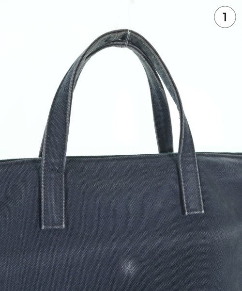 PRADA กระเป๋าถือขนาดใหญ่