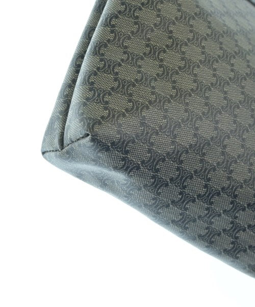 CELINE คลัตช์