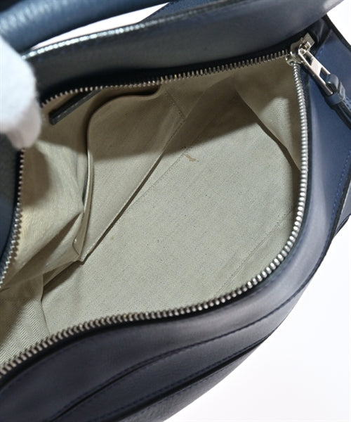 LOEWE กระเป๋าถือ