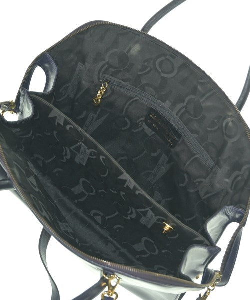 Salvatore Ferragamo กระเป๋าถือ