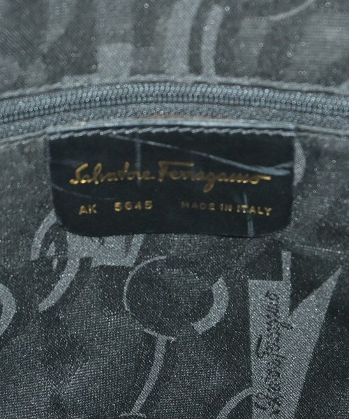 Salvatore Ferragamo กระเป๋าถือ