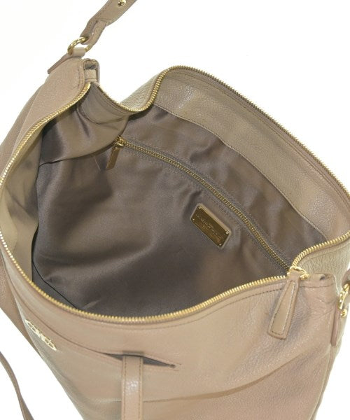 Salvatore Ferragamo กระเป๋าสะพาย