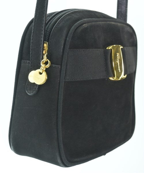Salvatore Ferragamo กระเป๋าสะพาย