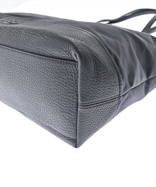 COACH กระเป๋าถือขนาดใหญ่