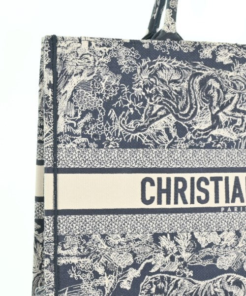 Christian Dior กระเป๋าถือขนาดใหญ่