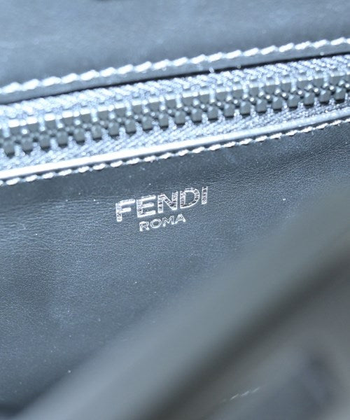 FENDI กระเป๋าสะพาย