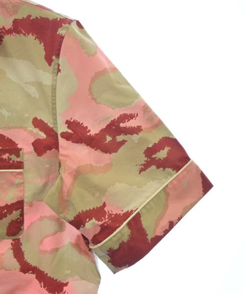 VALENTINO เสื้อลำลอง