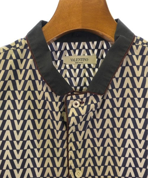 VALENTINO เสื้อลำลอง