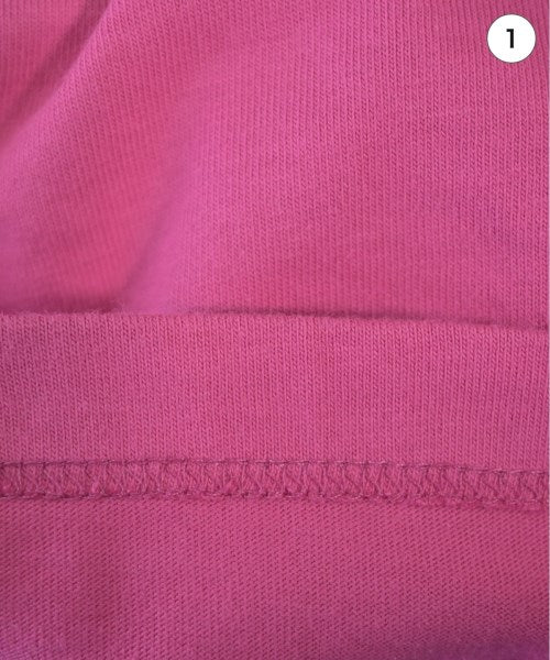 VALENTINO เสื้อยืด/เสื้อท็อปส์