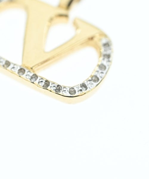 VALENTINO เครื่องประดับบนกระเป๋า