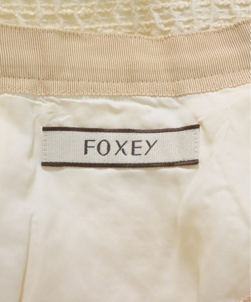 FOXEY กระโปรงยาวถึงเข่า