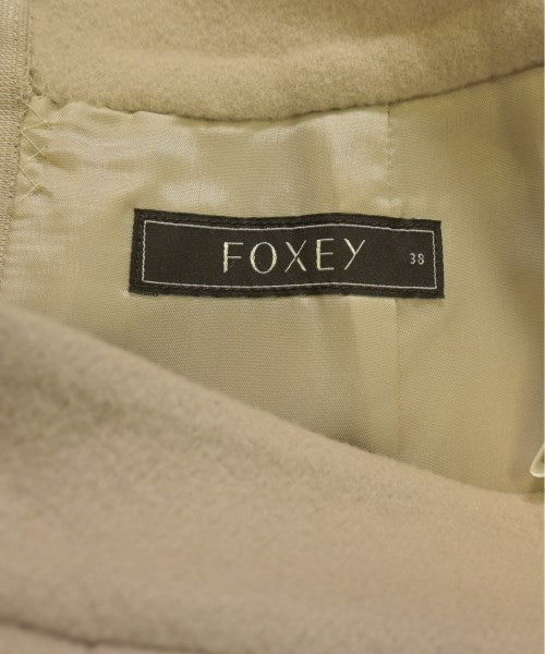FOXEY กระโปรงยาวถึงเข่า