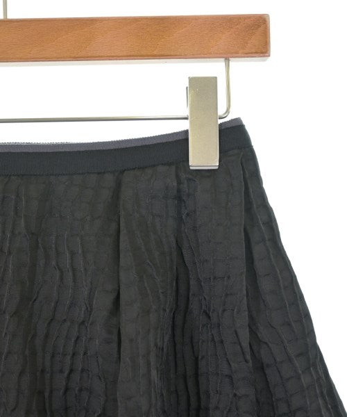 FOXEY กระโปรงยาวถึงเข่า