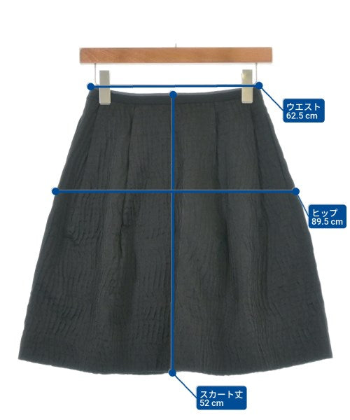 FOXEY กระโปรงยาวถึงเข่า