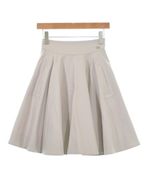 FOXEY กระโปรงยาวถึงเข่า