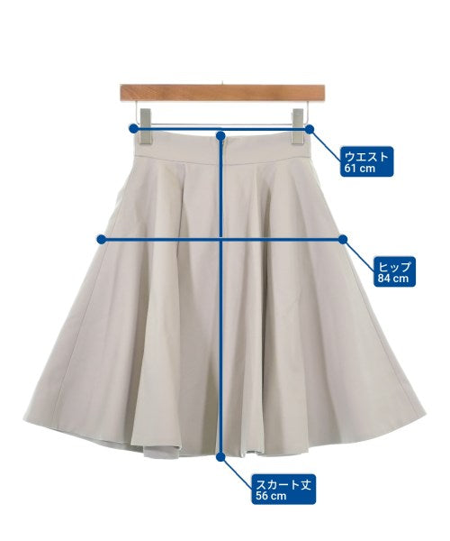 FOXEY กระโปรงยาวถึงเข่า