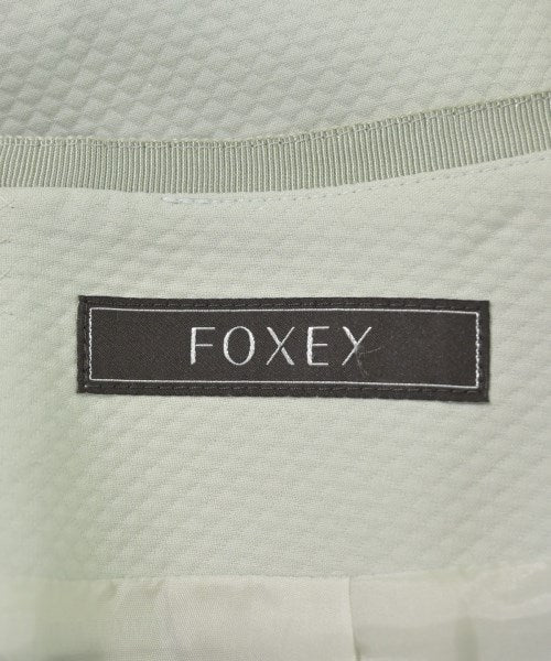 FOXEY กระโปรงยาวถึงเข่า