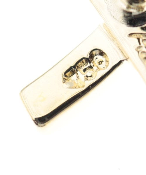 TIFFANY & CO. เจาะ
