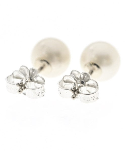 TIFFANY & CO. เจาะ