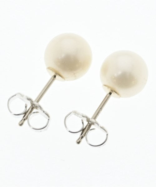 TIFFANY & CO. เจาะ