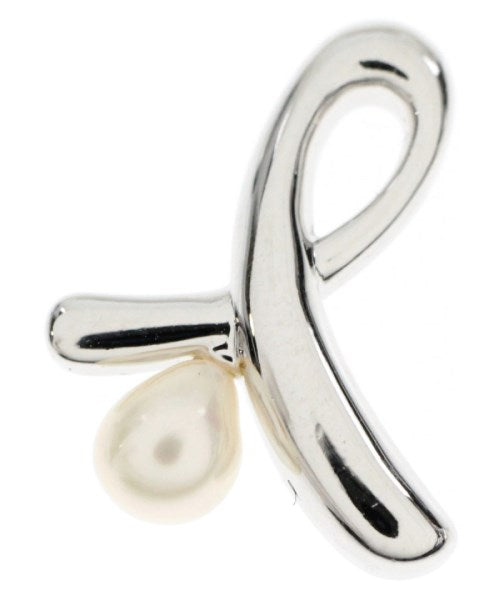 TASAKI เครื่องประดับบนกระเป๋า