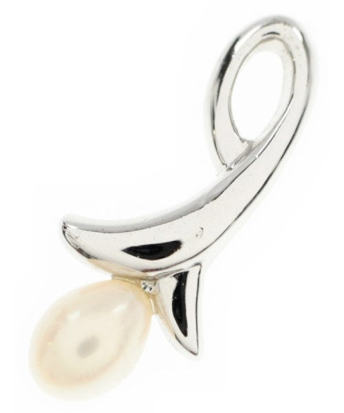 TASAKI เครื่องประดับบนกระเป๋า