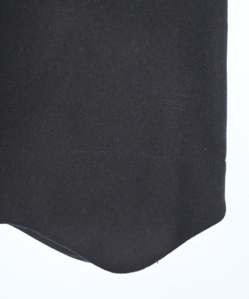 SARA LANZI กระโปรงยาวถึงเข่า