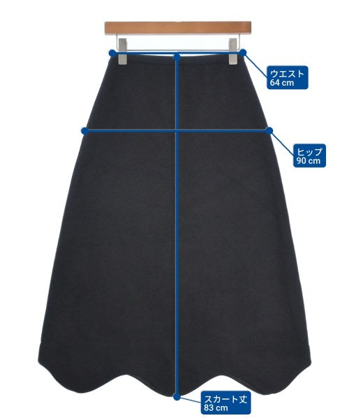 SARA LANZI กระโปรงยาวถึงเข่า